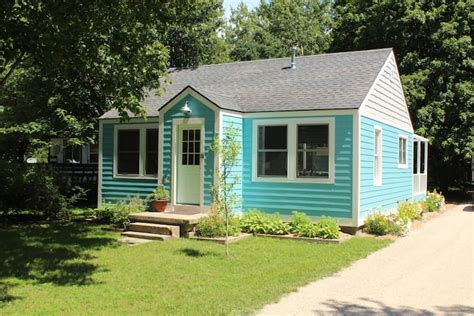 Airbnb frankfort mi - Aug 10, 2023 - Entire home for $1320. The newly built Spruce house is designed to provide large families and groups with comfortable eating and living space together in a large, open ma...
